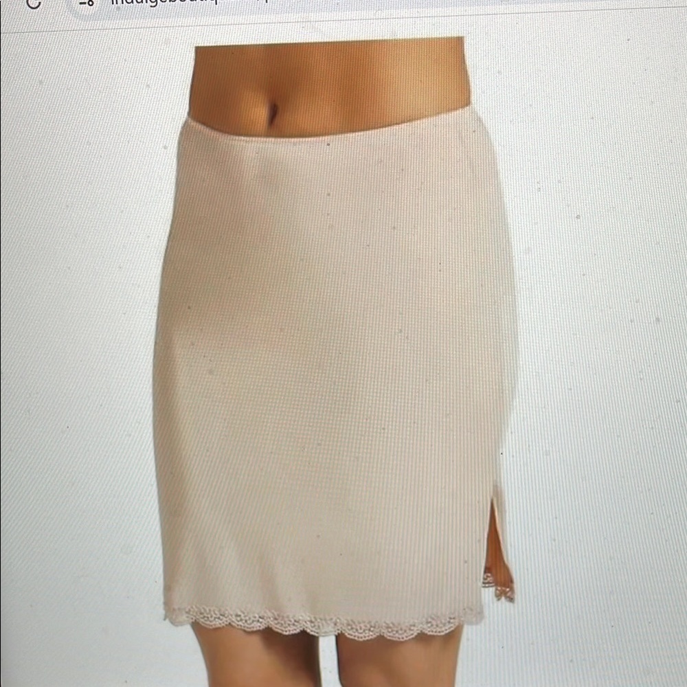 No panty lines Cream Lace Trim Skirt